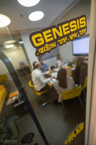 יותר אישי. יותר מקצועי.